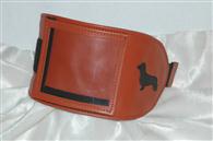 The Arm Number Holder Lupavaro: comfortable, elegant with  anti slip interior  and a window that ope