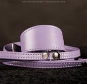 Soft collars made with fine Italian Leathers.
The Suave series collar is made in one piece. They ar