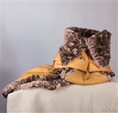 Cappottino invernale realizzato con morbido e pregiato pellicciotto sintetico in