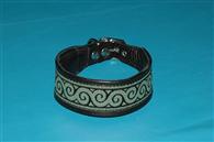 La serie Normal Shape è dedicata a chi vuole un collare dalla forma classica e dritta, ma che non vu